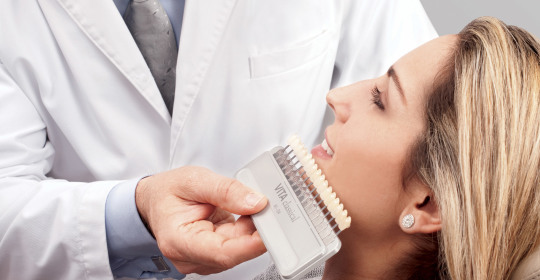 Professionelle Zahnaufhellung – einfach und wirkungsvoll